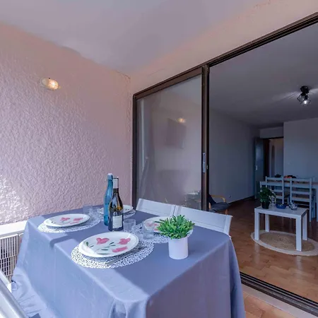 Antigua-5 By Interhome Daire